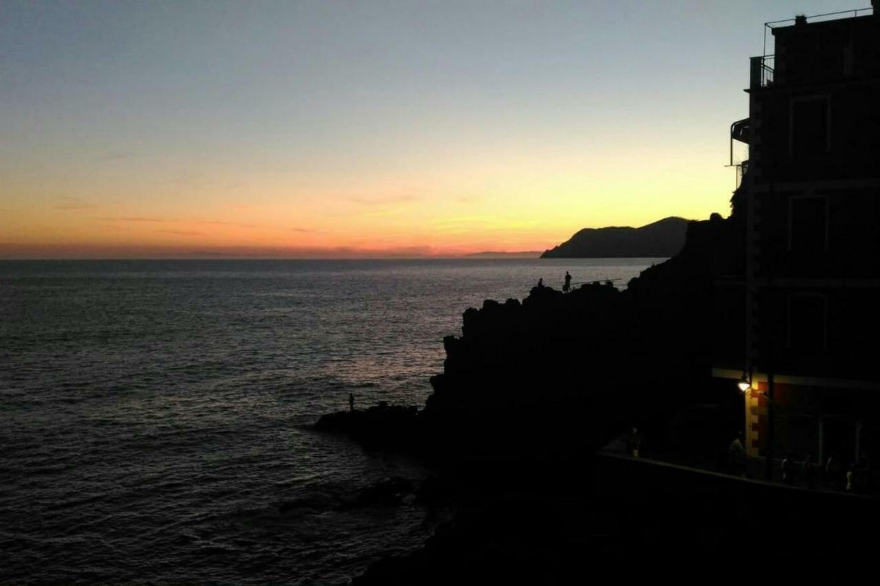 Ca'La Luna - In Centro Con Terrazza Apartman Riomaggiore Kültér fotó